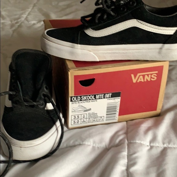 Kids Vans - Picture 2 of 2
